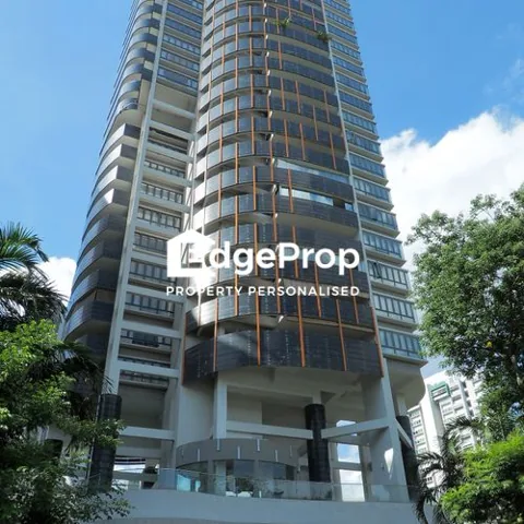 Exterior image of Lucida