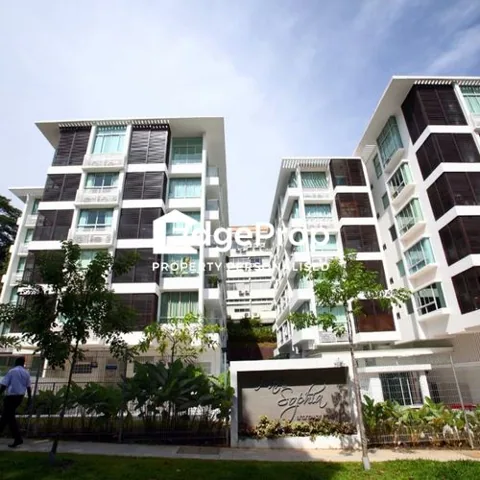 Exterior image of Parc Sophia