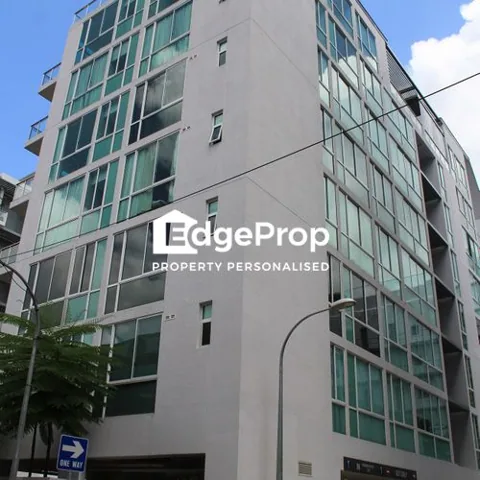 Exterior image of Rezi 26